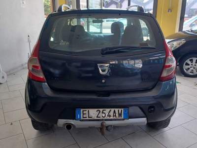 Dacia Sandero MOTORE INFINITO Nero usata Follonica