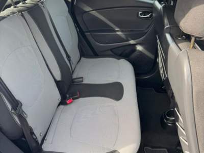 Renault Captur dCi 8V 90 CV Start&Stop Energy Intens Grigio usata San Gregorio Magno