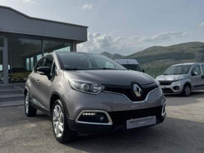 Renault Captur dCi 8V 90 CV Start&Stop Energy Intens Grigio usata San Gregorio Magno