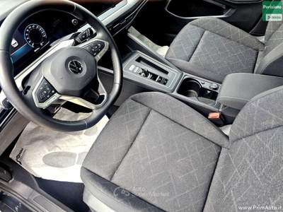 Volkswagen Golf 1.0 eTSI EVO DSG Life Nero usata Trevi