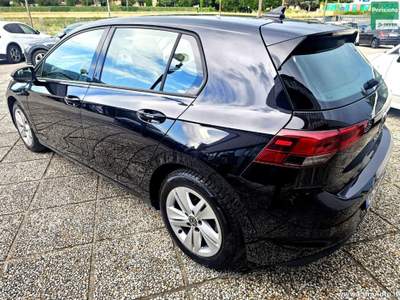 Volkswagen Golf 1.0 eTSI EVO DSG Life Nero usata Trevi