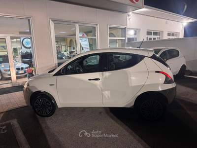 Lancia Ypsilon Non Fumatore, unico proprietario, ottime condizioni generali. Bianco usata Deruta
