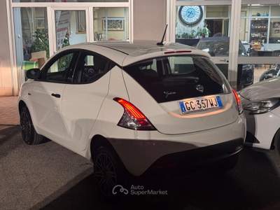 Lancia Ypsilon Non Fumatore, unico proprietario, ottime condizioni generali. Bianco usata Deruta