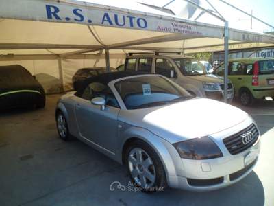 Audi TT audi tt 1.8 benzina cabrio Grigio usata Giugliano