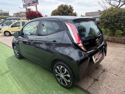 Toyota Aygo 5 porte x-business Grigio usata Pomezia