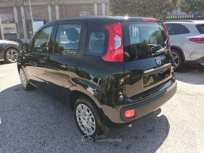 Fiat Panda 1000 HYBRID 70 CV PDC STEREO USB ITALIA Nero usata Roma