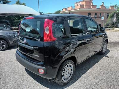 Fiat Panda 1000 HYBRID 70 CV PACK CITY STEREO USB ITALIA Nero usata Roma