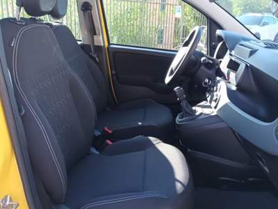 Fiat Panda 1000 HYBRID 70 CV PDC ITALIA Giallo usata Roma