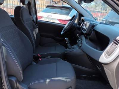 Fiat Panda 1000 HYBRID PANDINA ICON 70CV 5P PACKCITY ITALIA Nero usata Roma