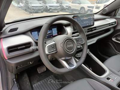 Jeep Avenger 1200 E-HYBRID SUMMIT 110CV AUTOM PACK WINTER PELLE Beige usata Roma