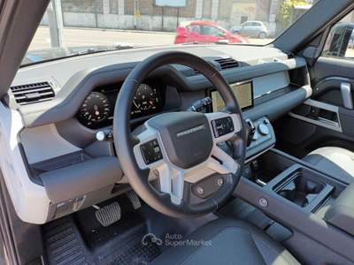 Land Rover Defender 110 3000D I6 250CV AWD AUTO X-DYNAMIC SE ITALIA Grigio usata Roma