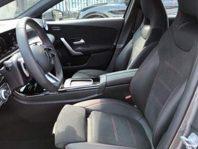 Mercedes-Benz Classe A D AUTOMATIC AMG ADVANCED 150CV NAV CAM "18 CARPLAY Grigio usata Roma
