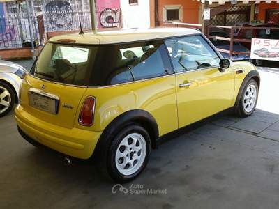 MINI Cooper solo km61000 Giallo usata Giugliano