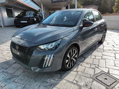 Peugeot 208 1200 PURETECH ACTIVE 100CV NAV LED PDC Grigio usata Roma