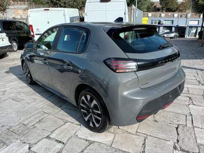 Peugeot 208 1200 PURETECH ACTIVE 100CV NAV LED PDC Grigio usata Roma
