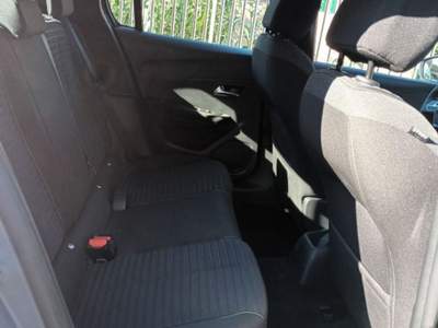 Peugeot 208 1200 PURETECH ACTIVE 100CV NAV LED Grigio usata Roma