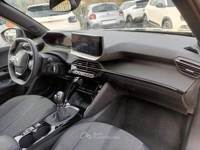 Peugeot 2008 1200 PURETECH ALLURE 100CV CARPLAY VETRI SCURI"17 Nero usata Roma