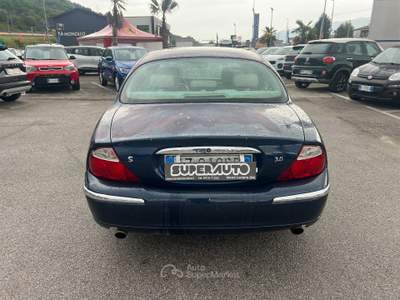 Jaguar S-Type 3.0 V6 24V  GPL Executive LEGGI DESCRIZIONE Blu/Azzurro usata Atena lucana