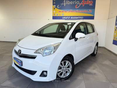 Toyota Verso-S 1.4D MMT Active Bianco usata ADRANO