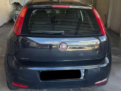 Fiat Punto 1.4 5 porte OK NEOPATENTATI Grigio usata Sant'Angelo in vado