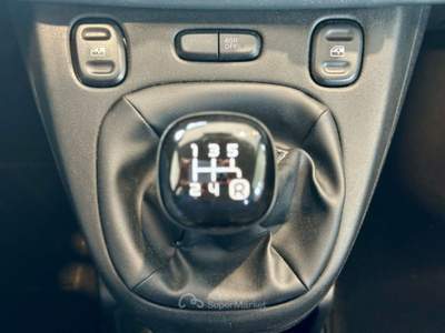 Fiat Panda 1.2 Pop *NEOPATENTATI* Rosso usata Cassina de' Pecchi