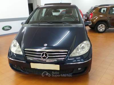 Mercedes-Benz Classe A vettura tenuta molto bne Blu/Azzurro usata Dormelletto