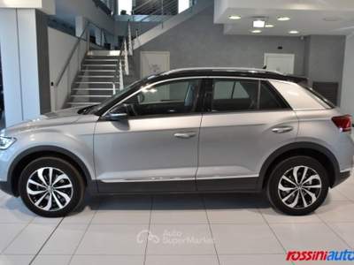 Volkswagen T-Roc 1.5 TSI 150 CV DSG STYLE + R17 BI-COLOR - I.Q LED Argento usata Quinzano D'oglio