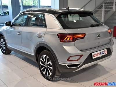 Volkswagen T-Roc 1.5 TSI 150 CV DSG STYLE + R17 BI-COLOR - I.Q LED Argento usata Quinzano D'oglio