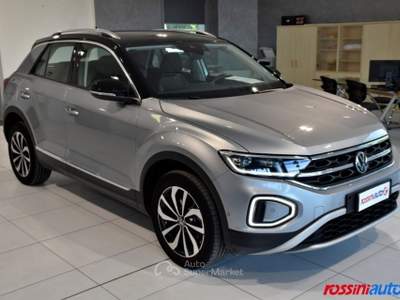 Volkswagen T-Roc 1.5 TSI 150 CV DSG STYLE + R17 BI-COLOR - I.Q LED Argento usata Quinzano D'oglio