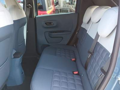 Fiat Grande Panda 1200 HYBRID LA PRIMA 110CV AUT NAV CARPLAY CAM"17 Blu/Azzurro usata Pistoia