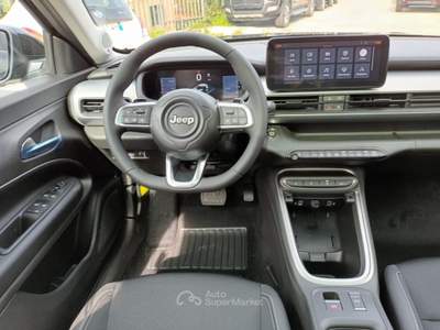 Jeep Avenger 1200 MHEV SUMMIT AUTOM 100CV TETTO INFOTAINMENT Nero usata Pistoia