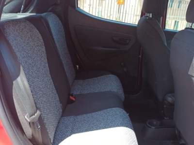 Lancia Ypsilon 1000 HYBRID SILVER 70CV STEREO USB ITALIA Rosso usata Pistoia