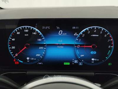 Mercedes-Benz GLA Gla 250 e phev (eq-power) sport plus auto Bianco usata Cuneo