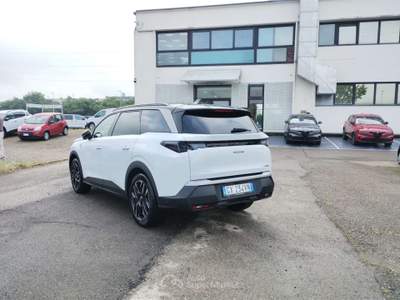 Peugeot 5008  hybrid 136 e-dcs6 gt Bianco usata Modena