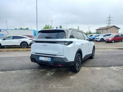 Peugeot 5008  hybrid 136 e-dcs6 gt Bianco usata Modena