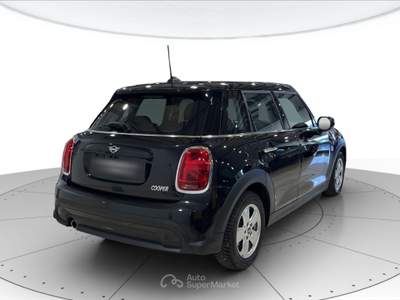 MINI Clubman 5p 1.5 cooper essential auto Nero usata Vicenza