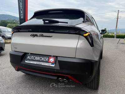 Alfa Romeo Junior Junior 1.2 136 CV Hybrid eDCT6 Speciale Bianco usata RENDE