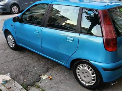 Fiat Punto fiat punto TD 70 Diesel versione elx  Blu/Azzurro usata Apricena