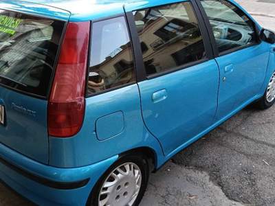 Fiat Punto fiat punto TD 70 Diesel versione elx  Blu/Azzurro usata Apricena