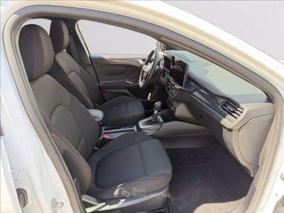 Ford Focus 1.0 ecoboost h ST-Line 125cv powershift Bianco usata Gaglianico