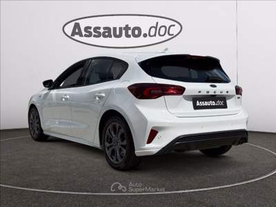 Ford Focus 1.0 ecoboost h ST-Line 125cv powershift Bianco usata Gaglianico