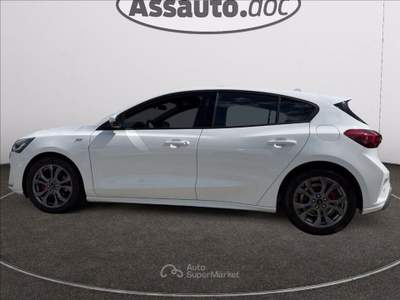 Ford Focus 1.0 ecoboost h ST-Line 125cv powershift Bianco usata Gaglianico