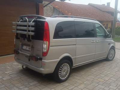 Mercedes-Benz Viano Fun con panca posteriore che diventa letto Argento usata Piozzo