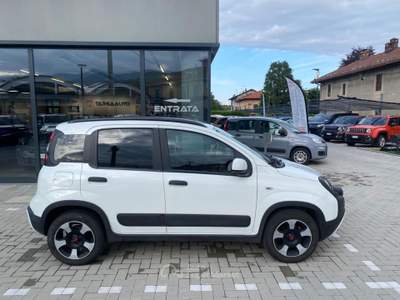 Fiat Panda Panda 1.0 firefly hybrid Cross s&amp;s 70cv 5p.ti Bianco usata Pinerolo