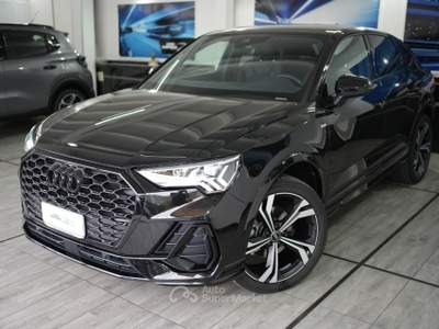 Audi Q3 SPB 35 TDI Sline S tronic Identity Black Nero usata Pozzuoli
