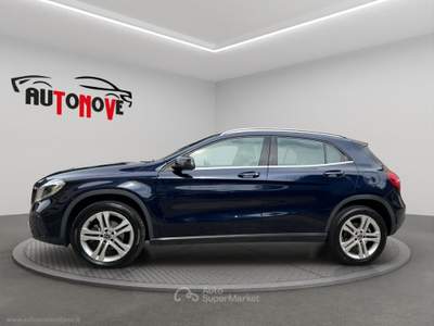 Mercedes-Benz GLA GLA 200 d Automatic Premium PREZZO NON VINCOLATO AL FINANZIAMENTO Blu/Azzurro usata Cambiago