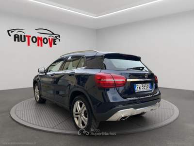 Mercedes-Benz GLA GLA 200 d Automatic Premium PREZZO NON VINCOLATO AL FINANZIAMENTO Blu/Azzurro usata Cambiago