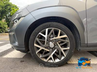 Hyundai Kona 1.6 gdi hev Xline Safety Pack 2wd 141cv dct Grigio usata Pomezia