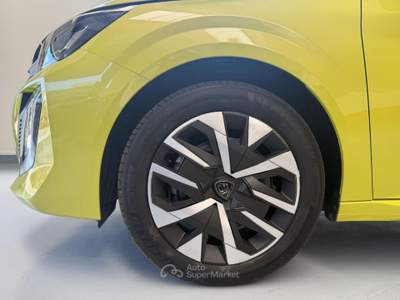 Peugeot 208 1.2 puretech Style s&amp;s 100cv Giallo usata Scarmagno