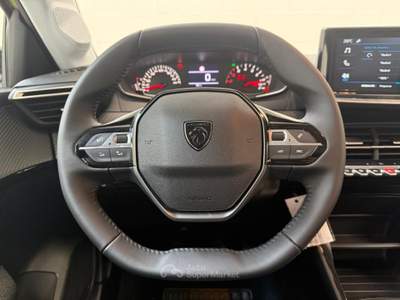Peugeot 208 1.2 puretech Style s&amp;s 100cv Giallo usata Scarmagno